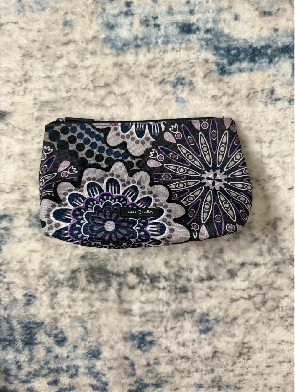 Vera Bradley Mimosa Medallion Travel Makeup Toiletries Bag Zip Top Purple Grey